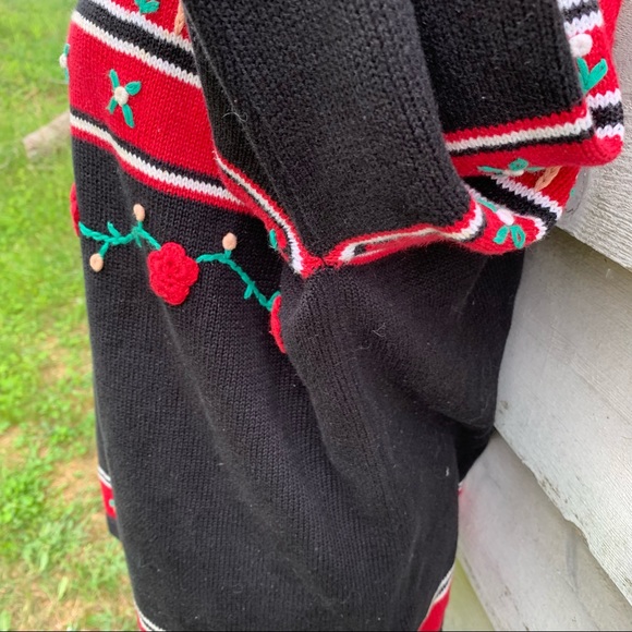 Vintage 90s Red and Black Striped Floral Crochet Crewneck Button Down Sweater - Picture 12 of 16